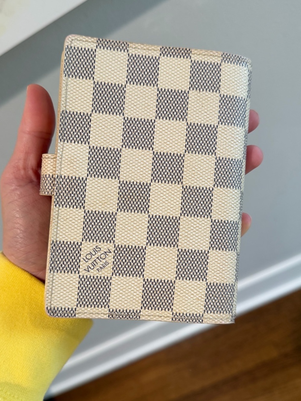 Louis Vuitton Small Ring Agenda Cover Azur Damier Day Planner wallet Stickers - Picture 9 of 15